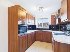 Photo 6- click for photo gallery